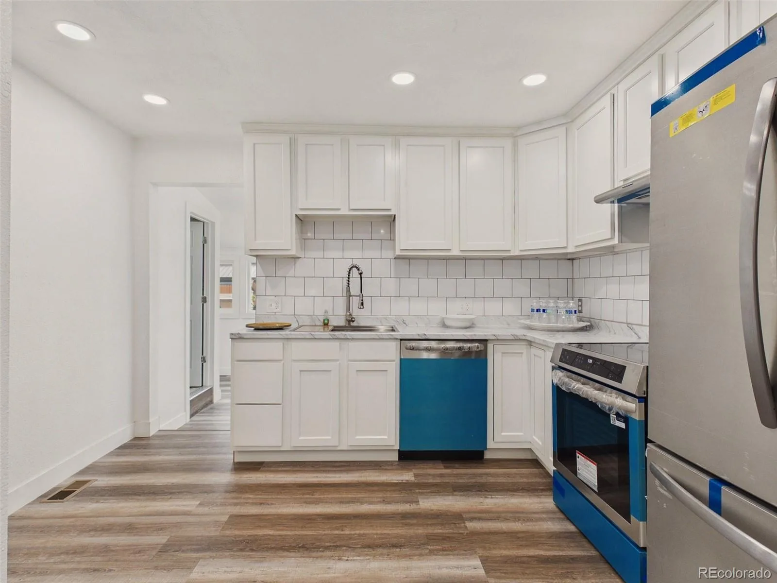 1957 Joliet Street Aurora CO 80010 | MLS #REC2969835 10162026020127 1600 11