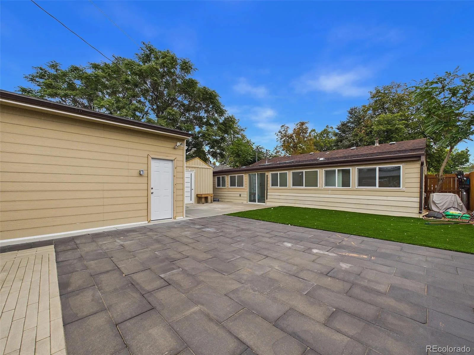 1957 Joliet Street Aurora CO 80010 | MLS #REC2969835 10162026020127 1600 26
