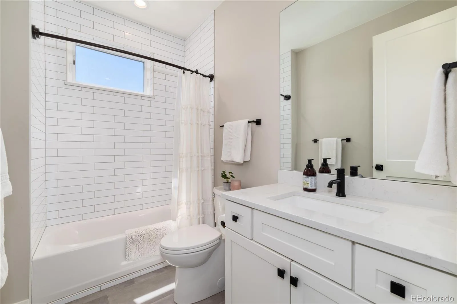 3271 S Sherman Street Englewood CO 80113 | MLS #REC2971978 08282026234628 1600 17