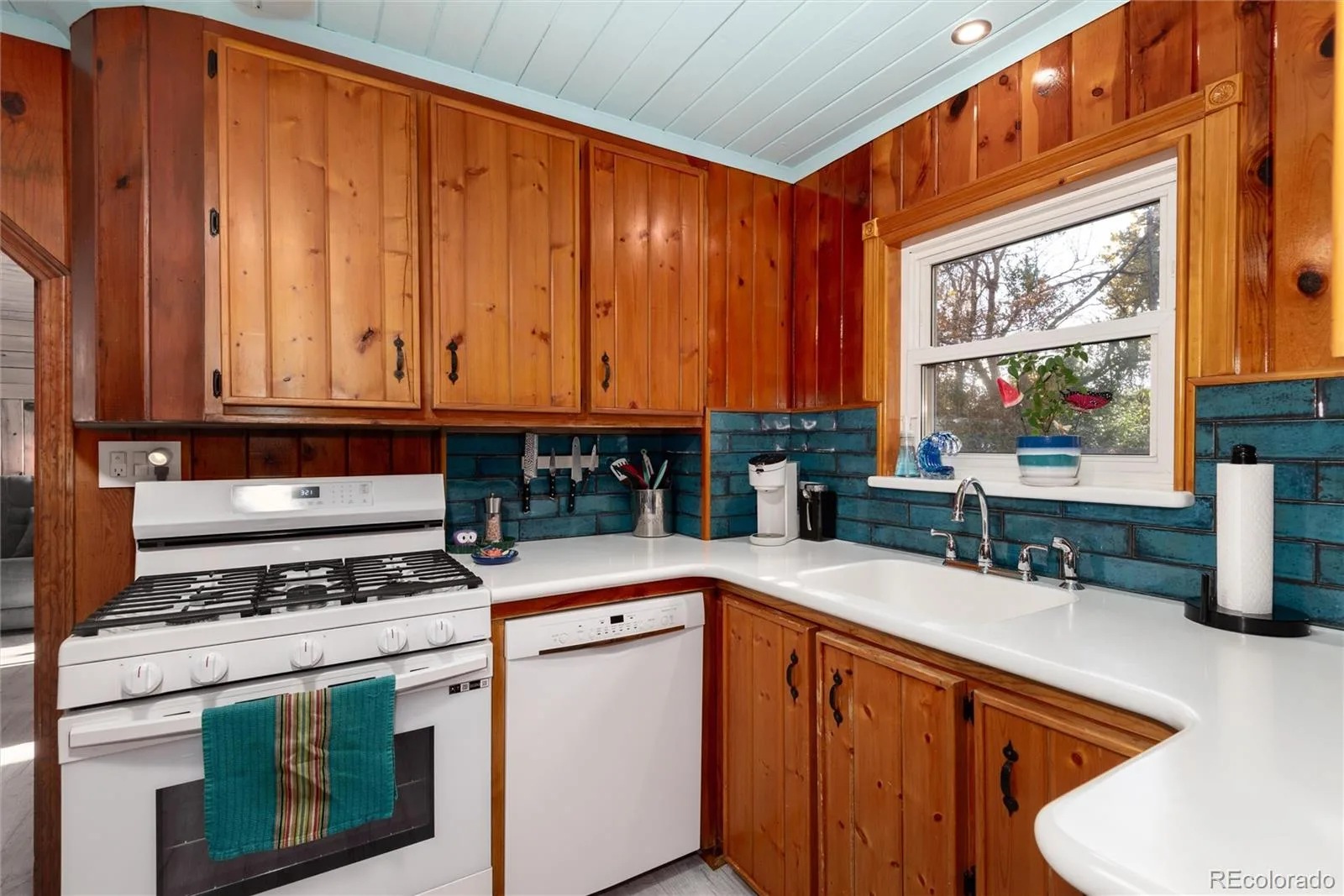 7800 W 20th Avenue Lakewood CO 80214 | MLS #REC2976390 07152026221649 1600 11