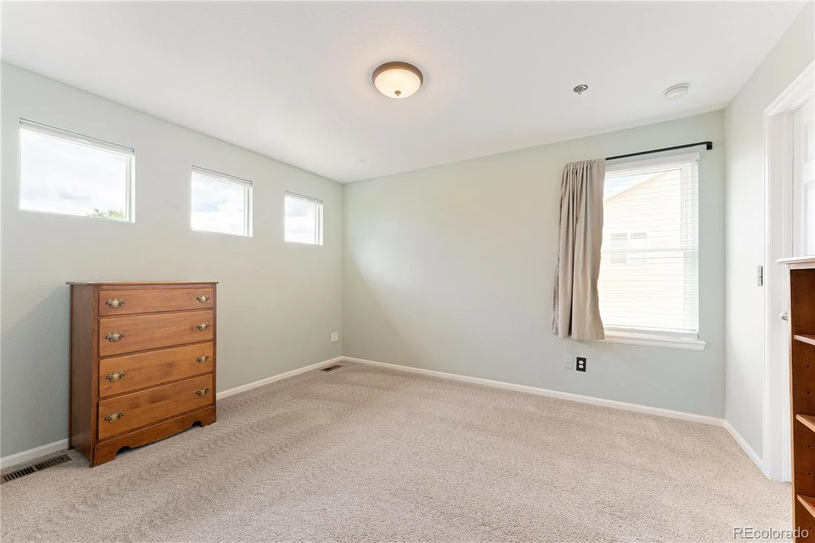 5778 Glenstone Lane Highlands Ranch CO 80130 MLS #REC2976937 07122026001512 1600 40