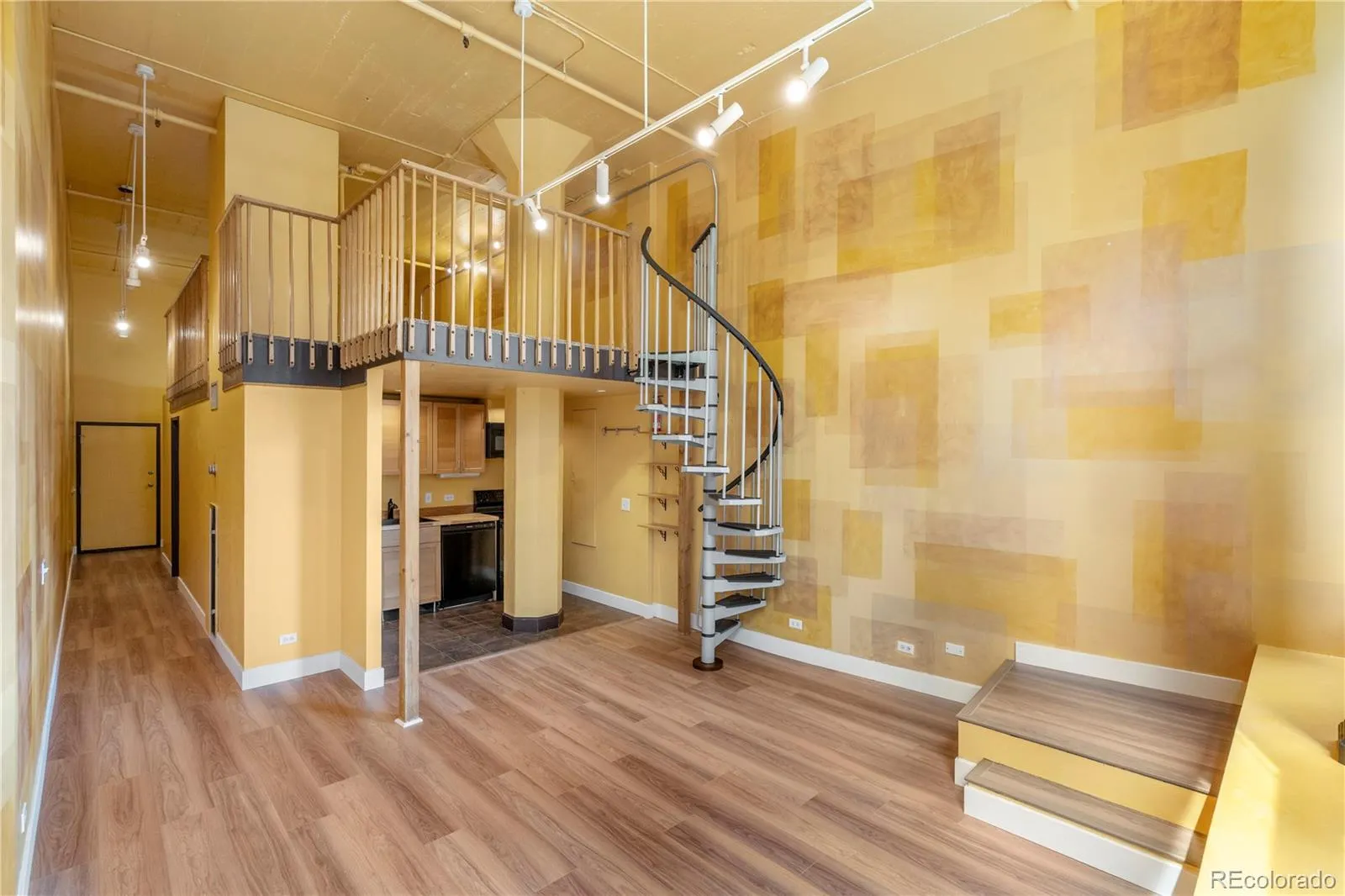 720 16th Street #210 Denver CO 80202 MLS #REC2979291 05242026233537 1600 1