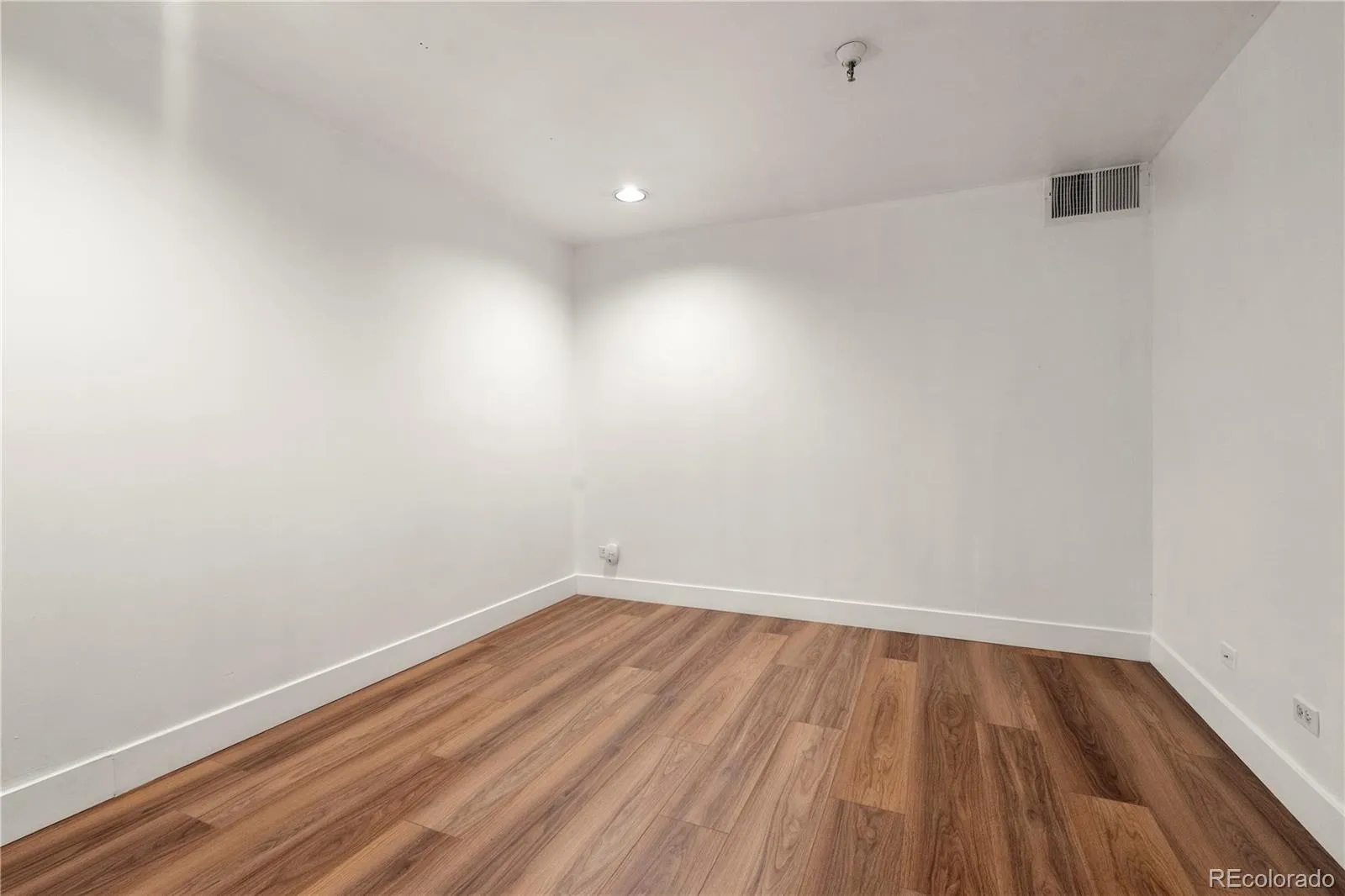720 16th Street #210 Denver CO 80202 MLS #REC2979291 05242026233537 1600 11