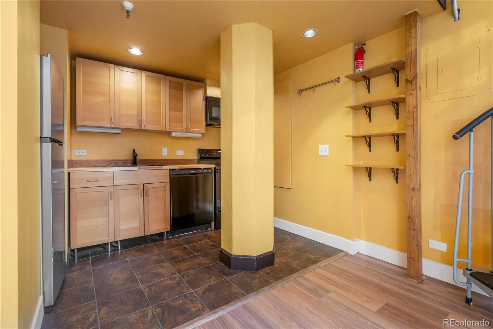 720 16th Street #210 Denver CO 80202 MLS #REC2979291 05242026233537 1600 5