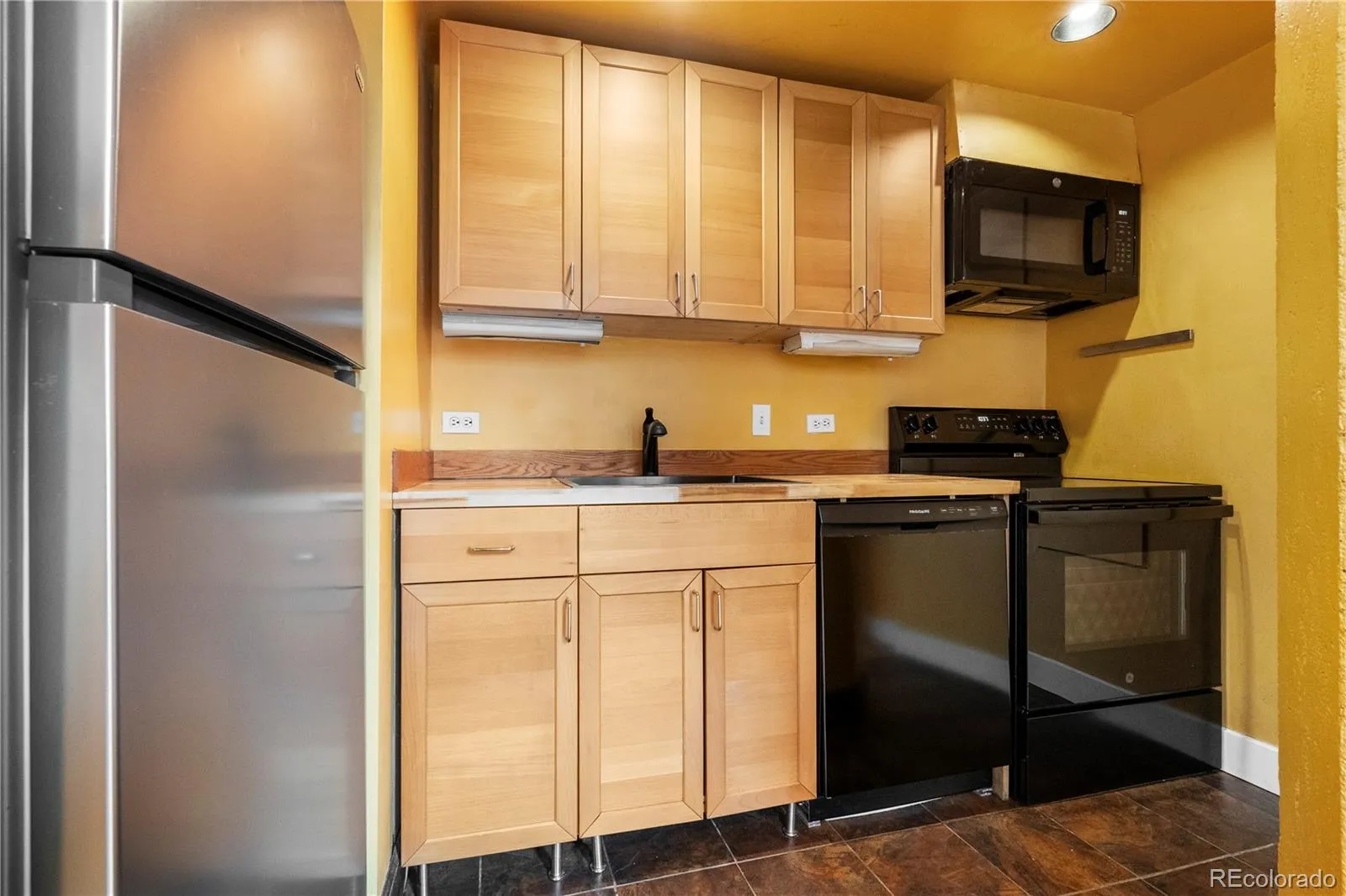 720 16th Street #210 Denver CO 80202 MLS #REC2979291 05242026233537 1600 6