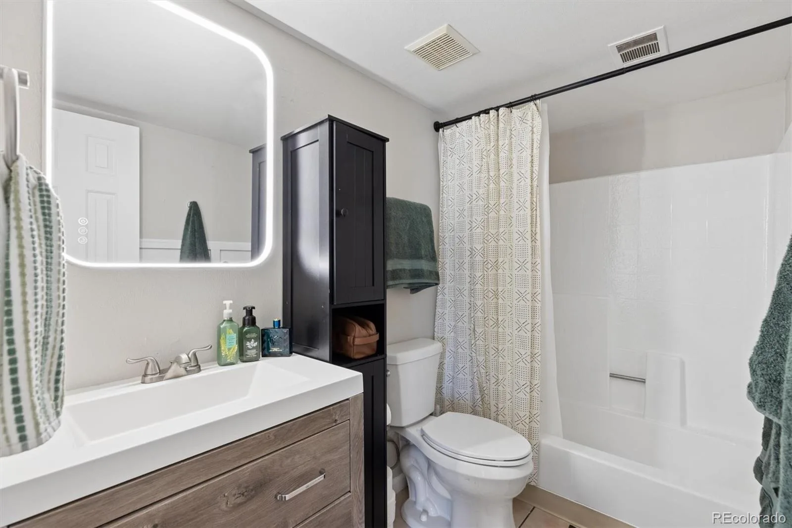 1820 Newland Court #316 Lakewood CO 80214 | MLS #REC2980262 06092026004338 1600 10