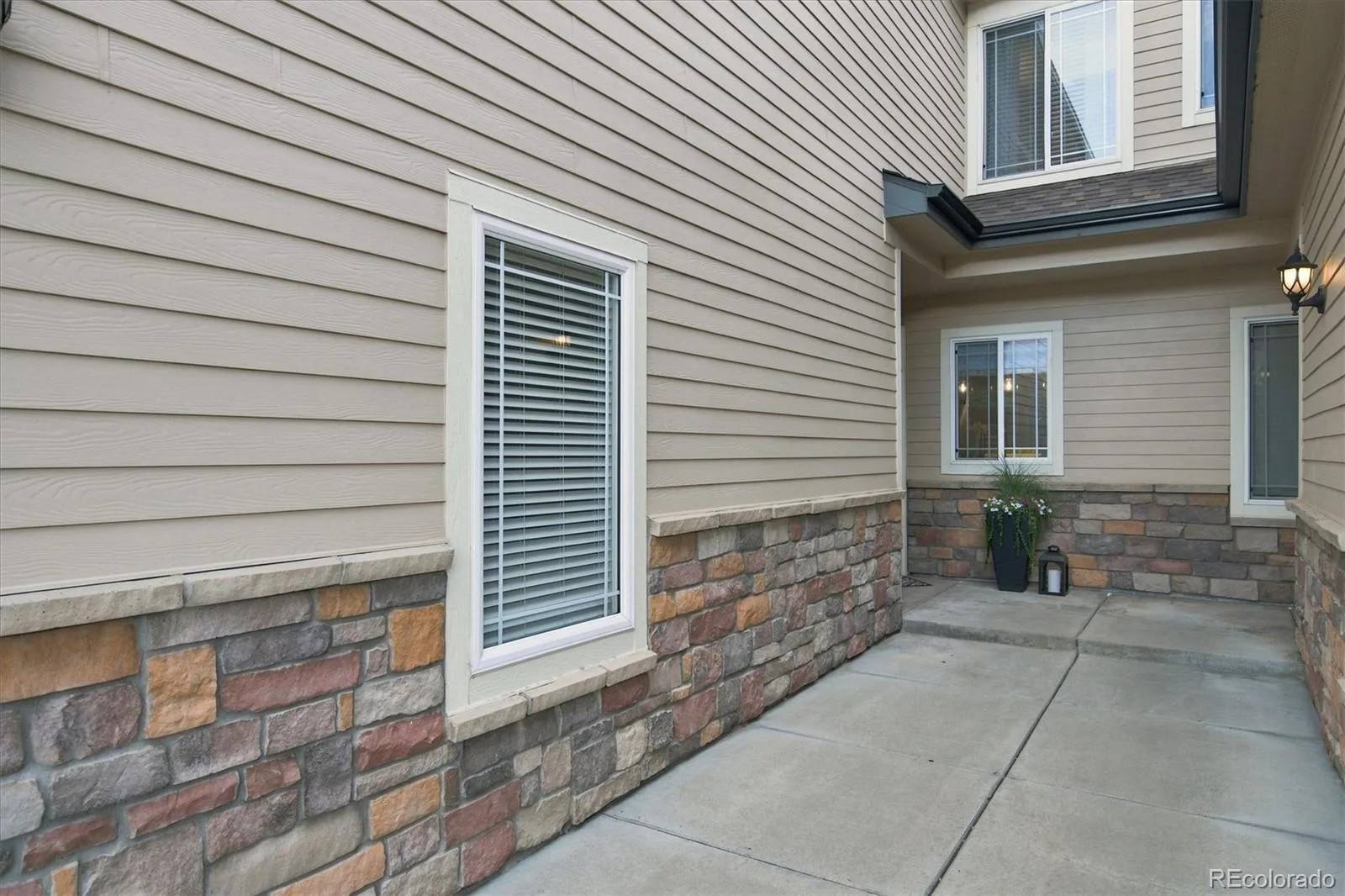 11241 W Quincy Place Littleton CO 80127 | MLS #REC2980735 08272026144511 1600 3