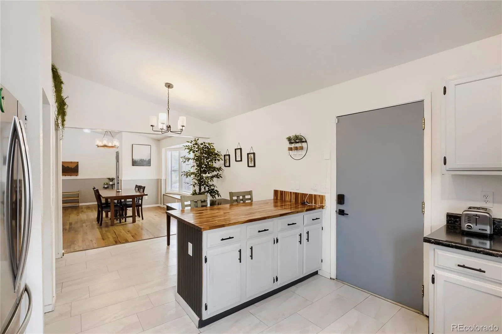 1107 Sable Boulevard Aurora CO 80011 | MLS #REC2980906 10122026173918 1600 19