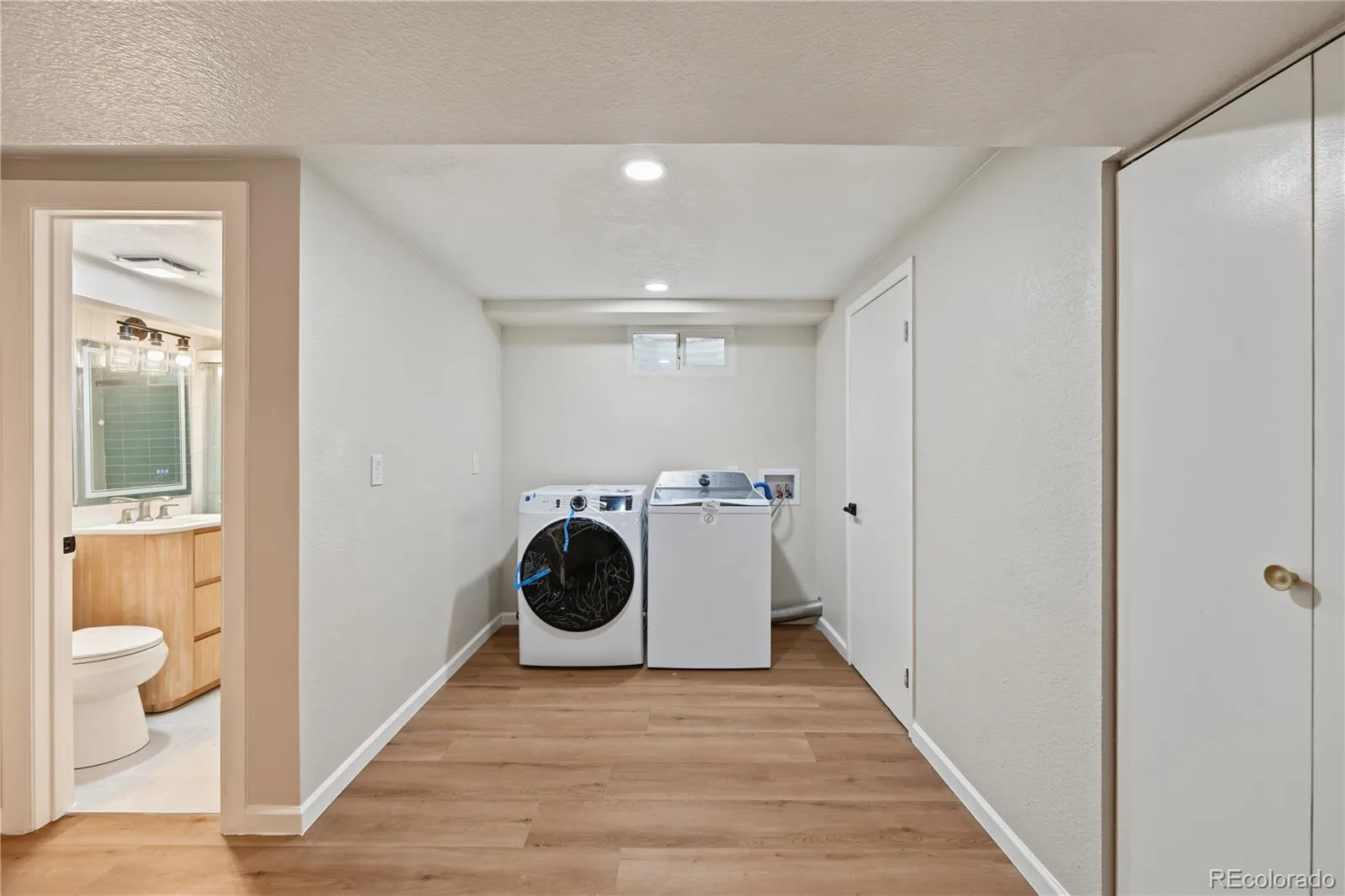 5557 W Mexico Avenue Lakewood CO 80232 | MLS #REC2984054 10062026044705 1600 27