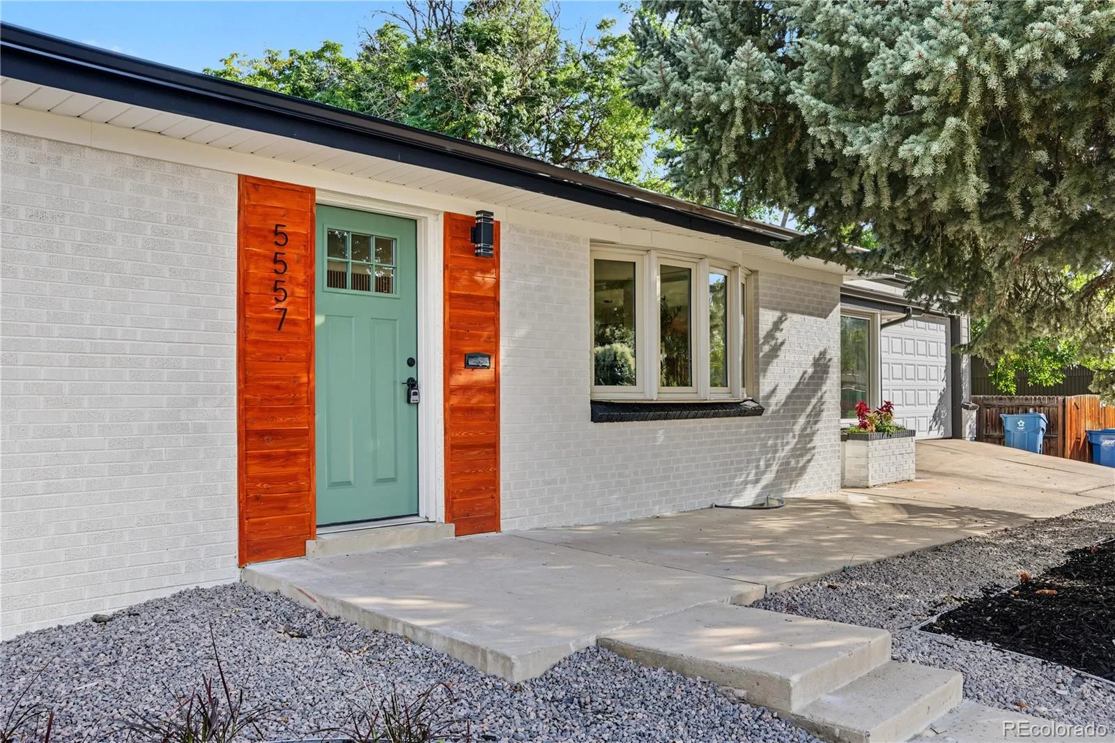 5557 W Mexico Avenue Lakewood CO 80232 | MLS #REC2984054 10062026044705 1600 3