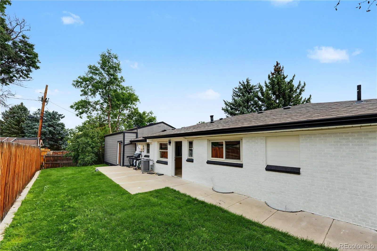 5557 W Mexico Avenue Lakewood CO 80232 | MLS #REC2984054 10062026044705 1600 32