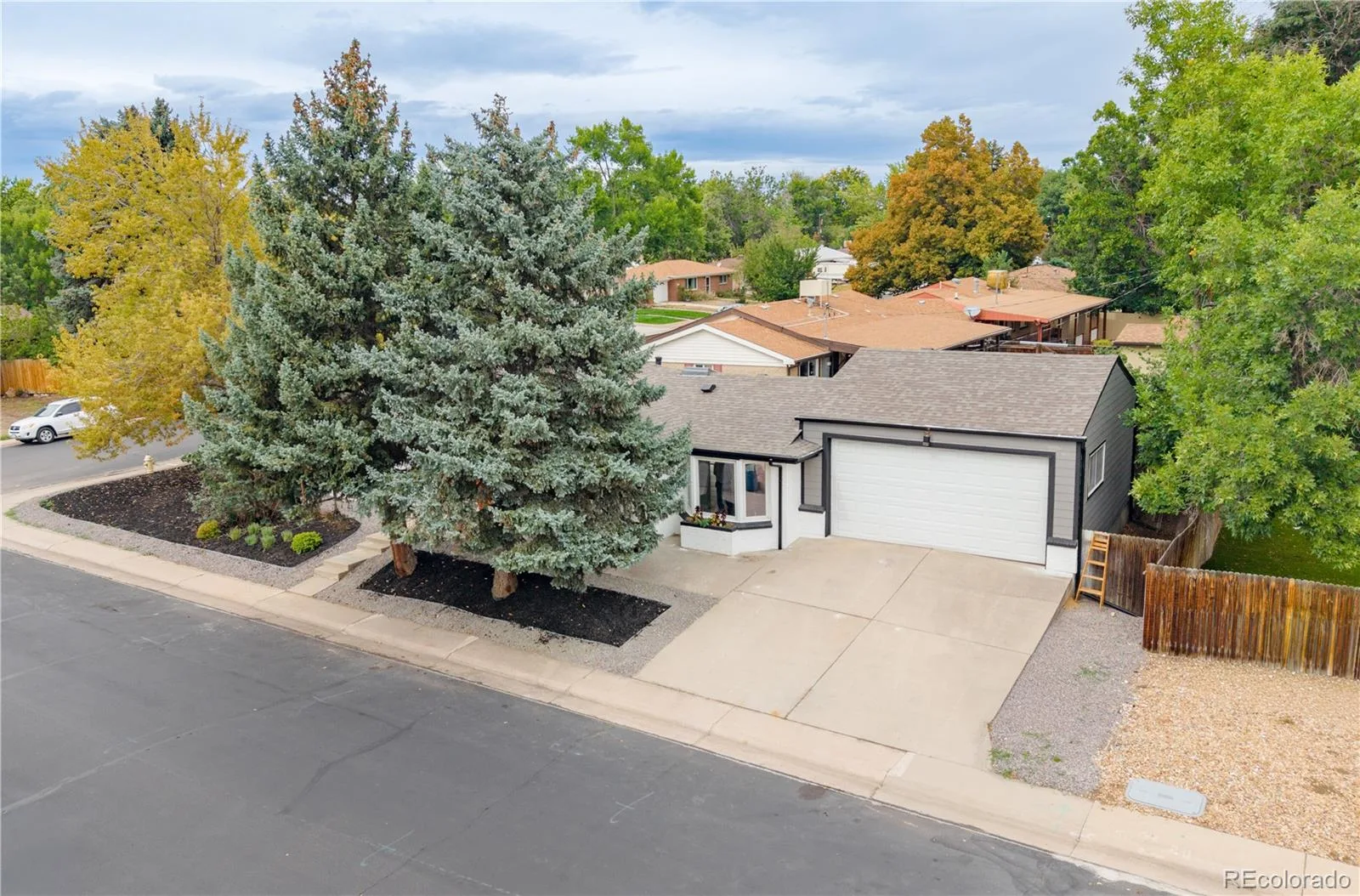 5557 W Mexico Avenue Lakewood CO 80232 | MLS #REC2984054 10062026044705 1600 37