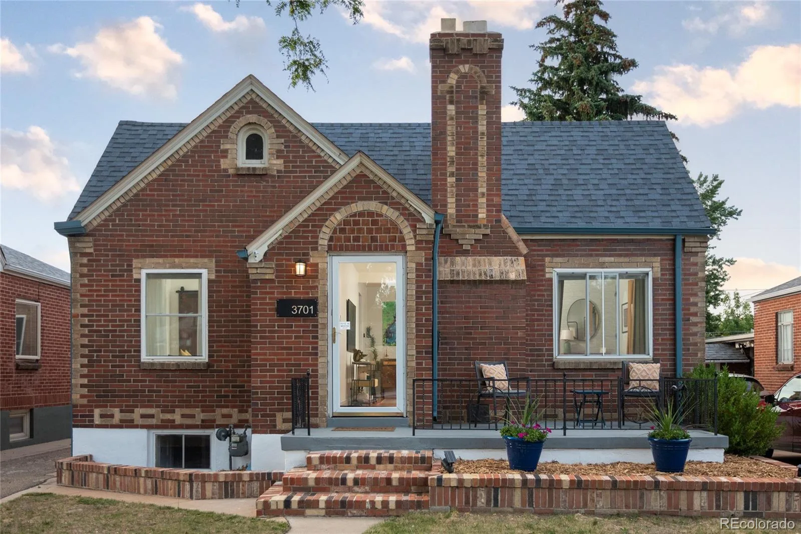3701 W 46th Avenue Denver CO 80211 MLS #REC2987363 06042026140552 1600 36
