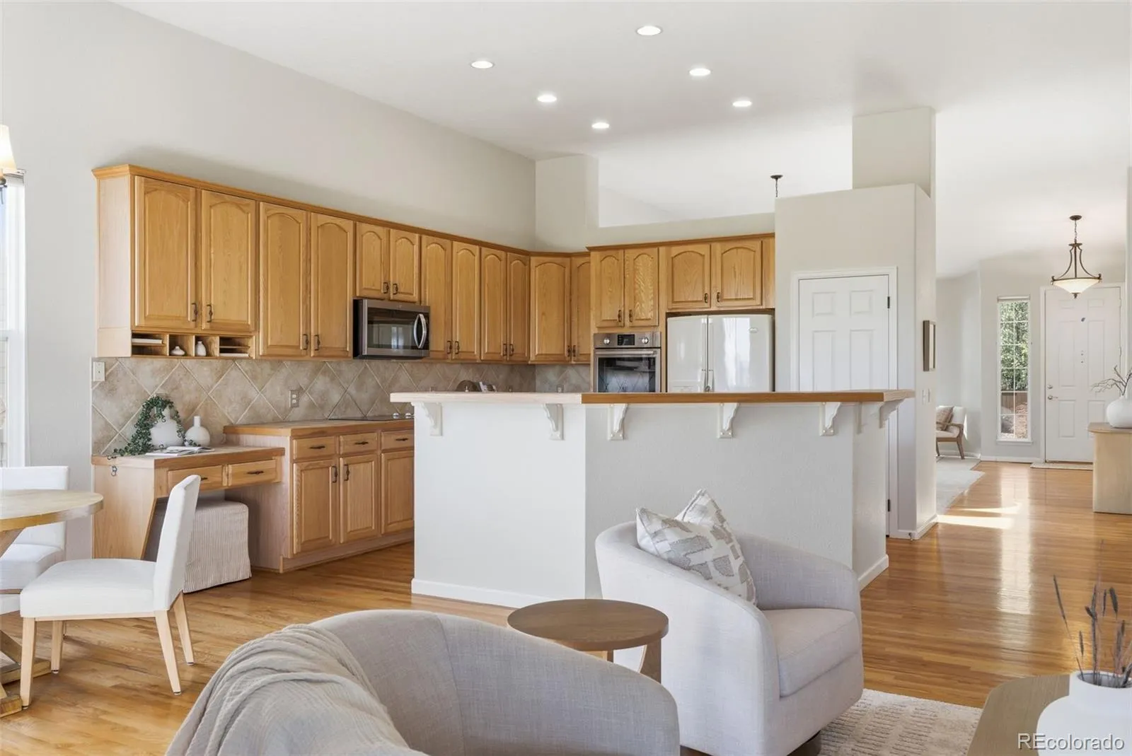 04122026212130 1600 14