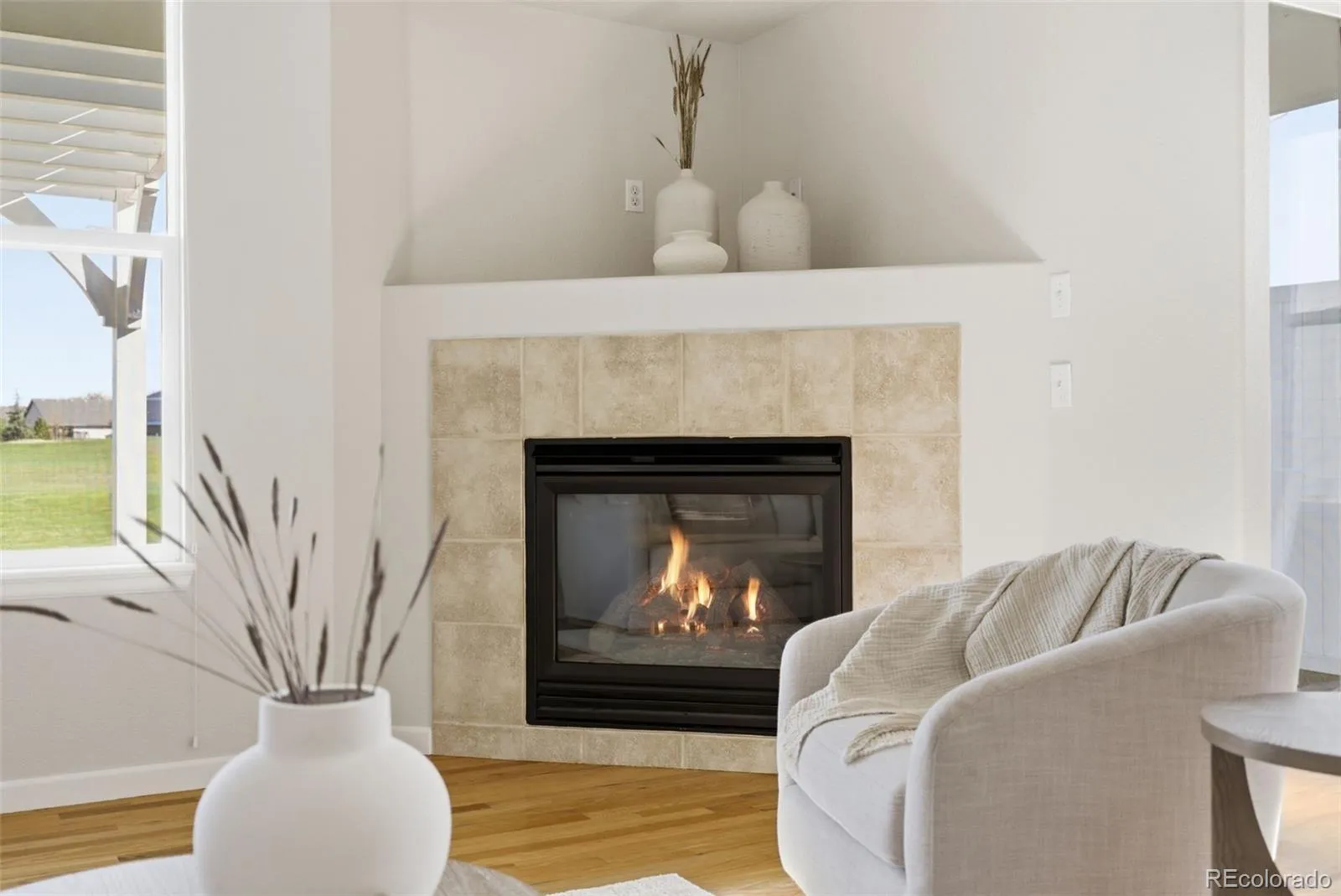 04122026212130 1600 17