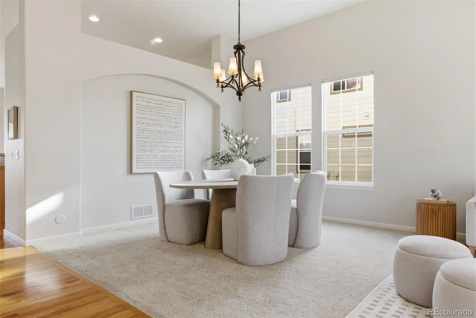 04122026212130 1600 8