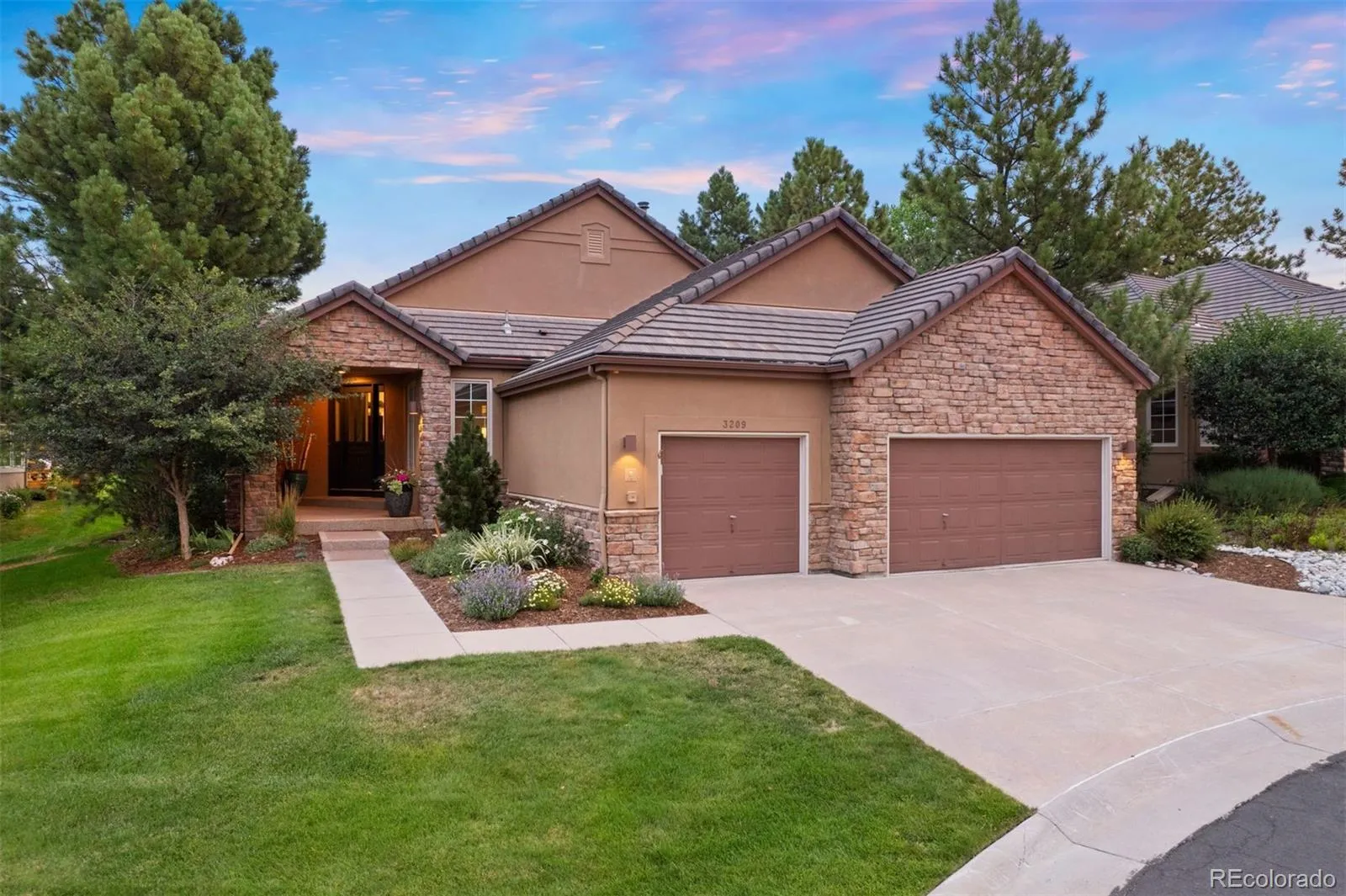 3209 Country Club Parkway Castle Rock CO 80108 MLS #REC2987906 05122026160642 1600 30