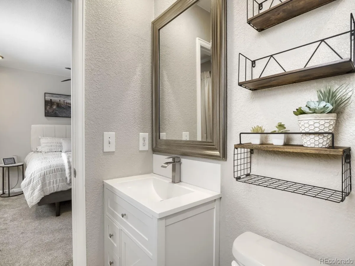 3670 S Zeno Way Aurora CO 80013 | MLS #REC2988159 10172026014509 1200 15