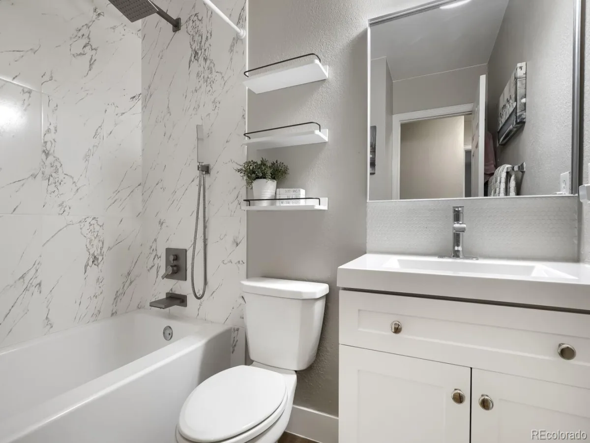 3670 S Zeno Way Aurora CO 80013 | MLS #REC2988159 10172026014509 1200 18