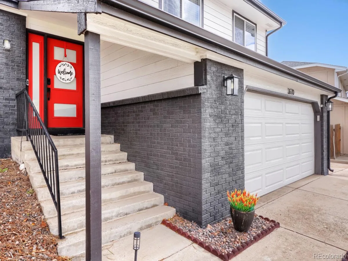 3670 S Zeno Way Aurora CO 80013 | MLS #REC2988159 10172026014509 1200 2