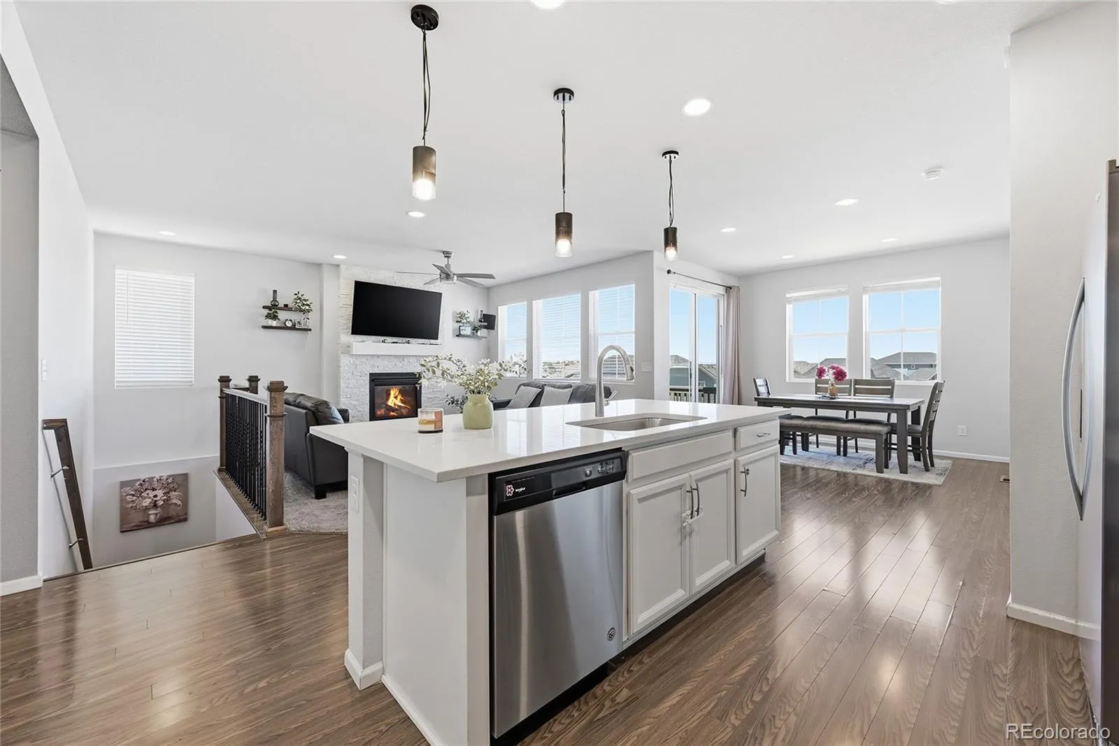 27179 E Fremont Place Aurora CO 80016 MLS #REC2988320 05052026035145 1600 6