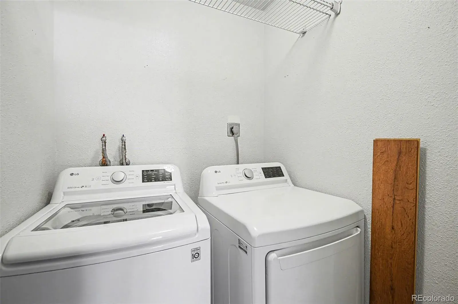 14142 E Colorado Drive #101 Aurora CO 80012 MLS #REC2988972 02032026175928 1600 14