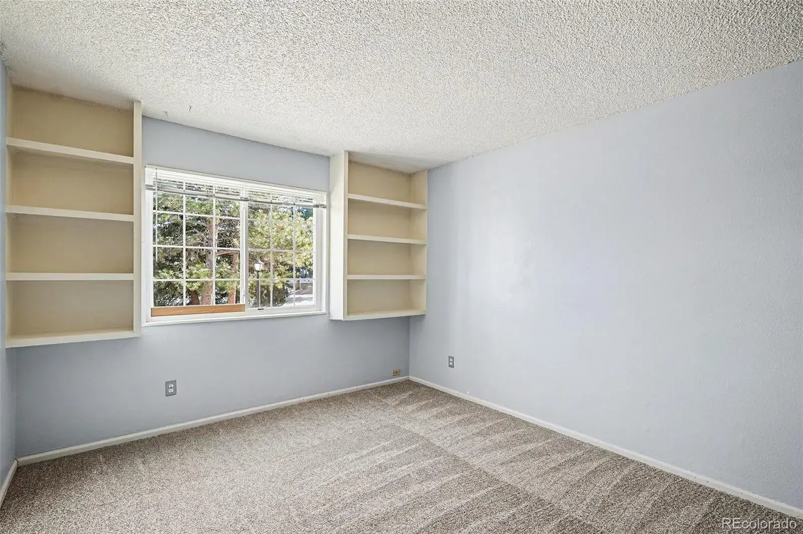 14142 E Colorado Drive #101 Aurora CO 80012 MLS #REC2988972 02032026175928 1600 8