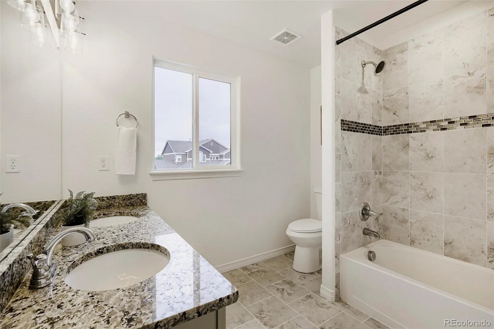 6601 Catalpa Court Frederick CO 80530 | MLS #REC2990581 08282026030228 1600 26