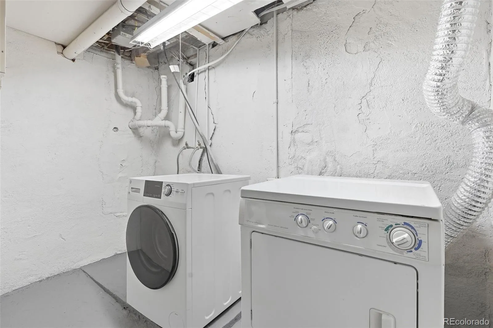 04112026004128 1600 28