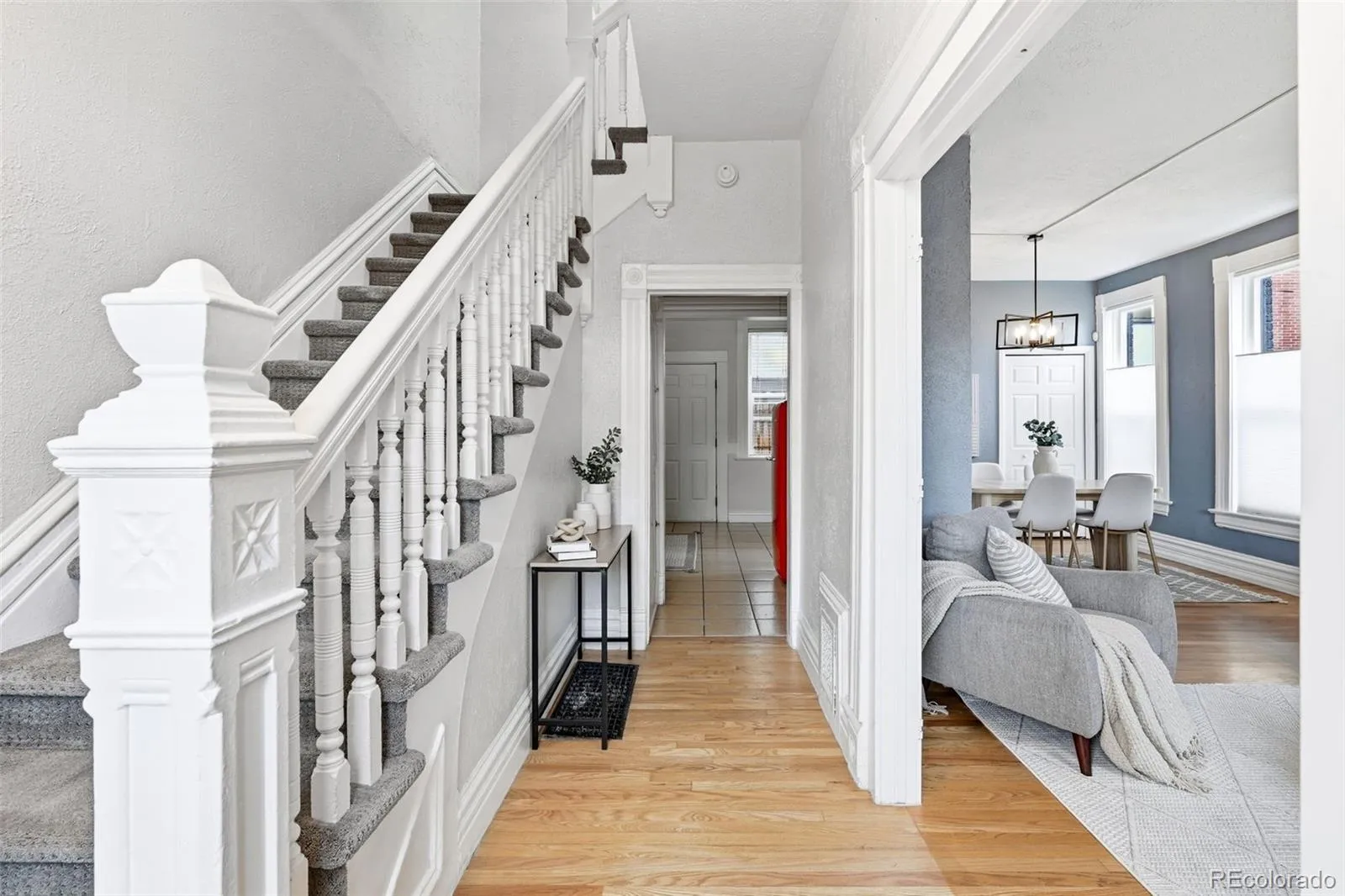 04112026004128 1600 4