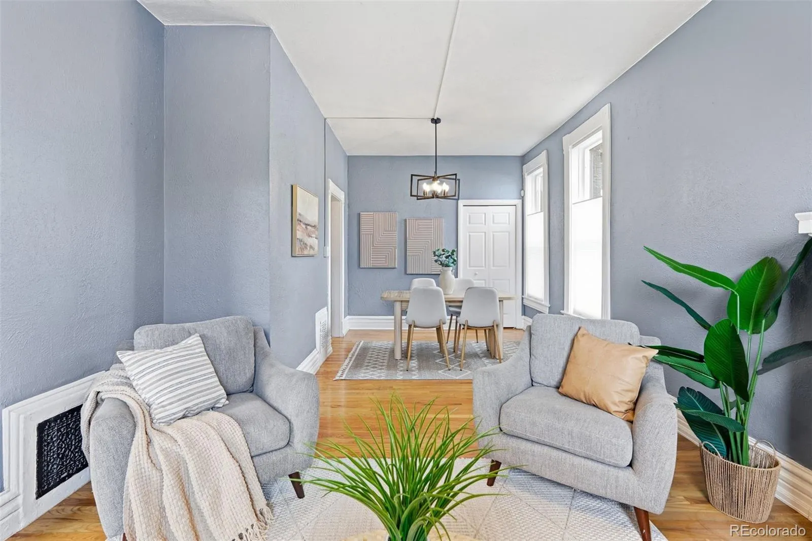 04112026004128 1600 9