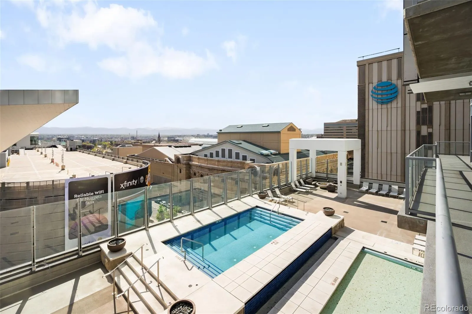 04112026232102 1600 32