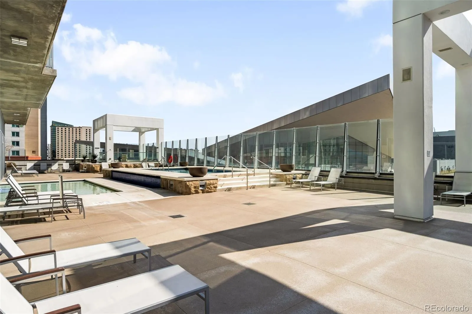 04112026232102 1600 34