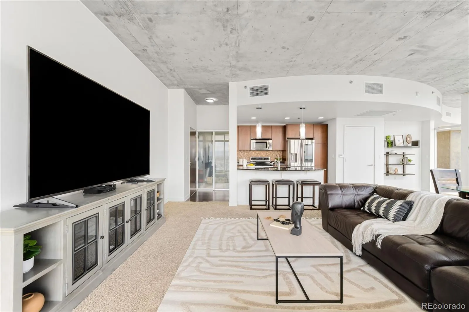 04112026232102 1600 9