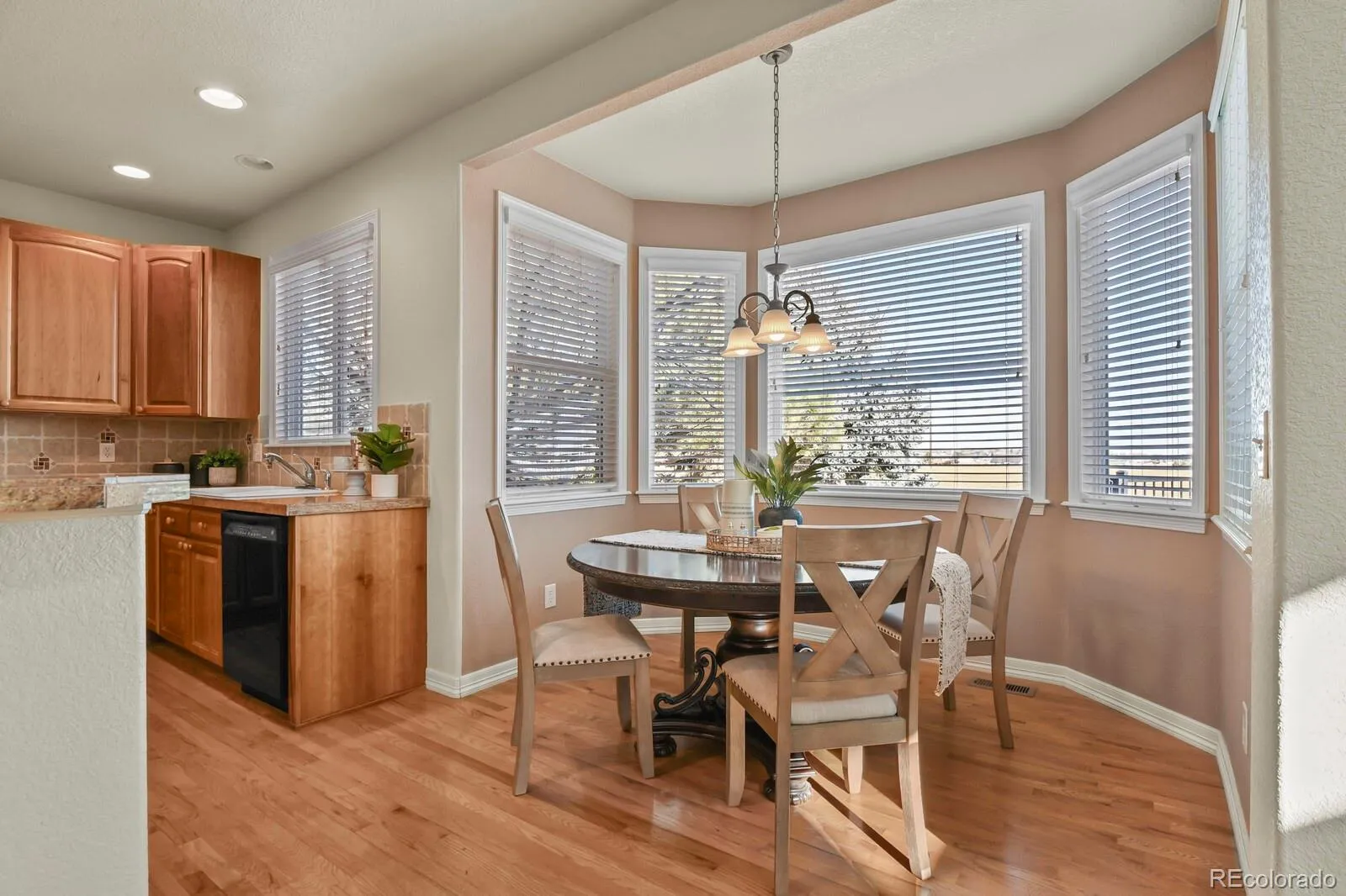 1720 Twilight Court Longmont CO 80504 MLS #REC2993212 05022026055812 1600 12