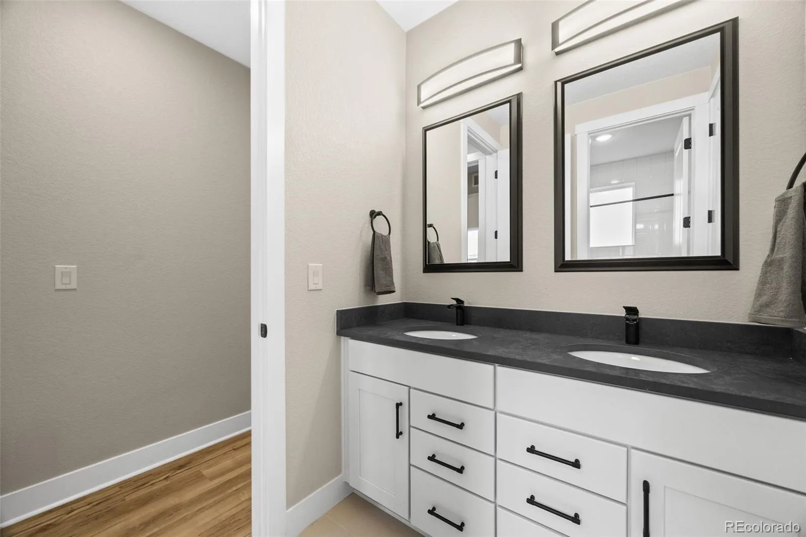 4950 Saddle Iron Road Castle Rock CO 80104 | MLS #REC2994485 08282026185814 1600 24