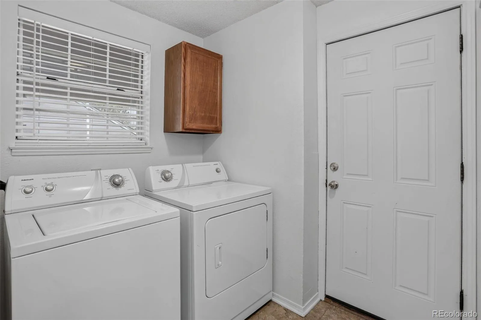 9816 W Friend Place Littleton CO 80128 | MLS #REC2994861 06242026225826 1600 38