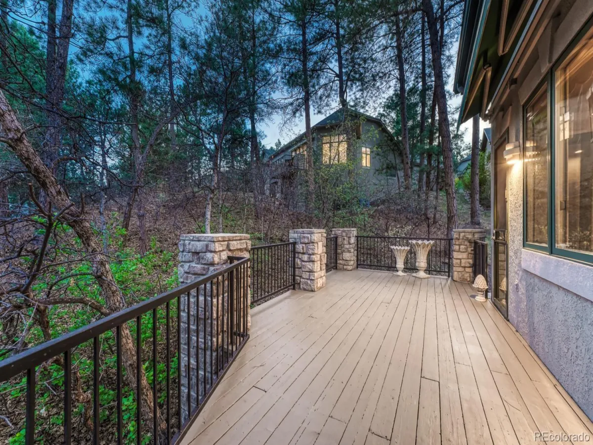 4537 Silver Dale Court Castle Rock CO 80108 MLS #REC2995903 04262026001915 1200 41