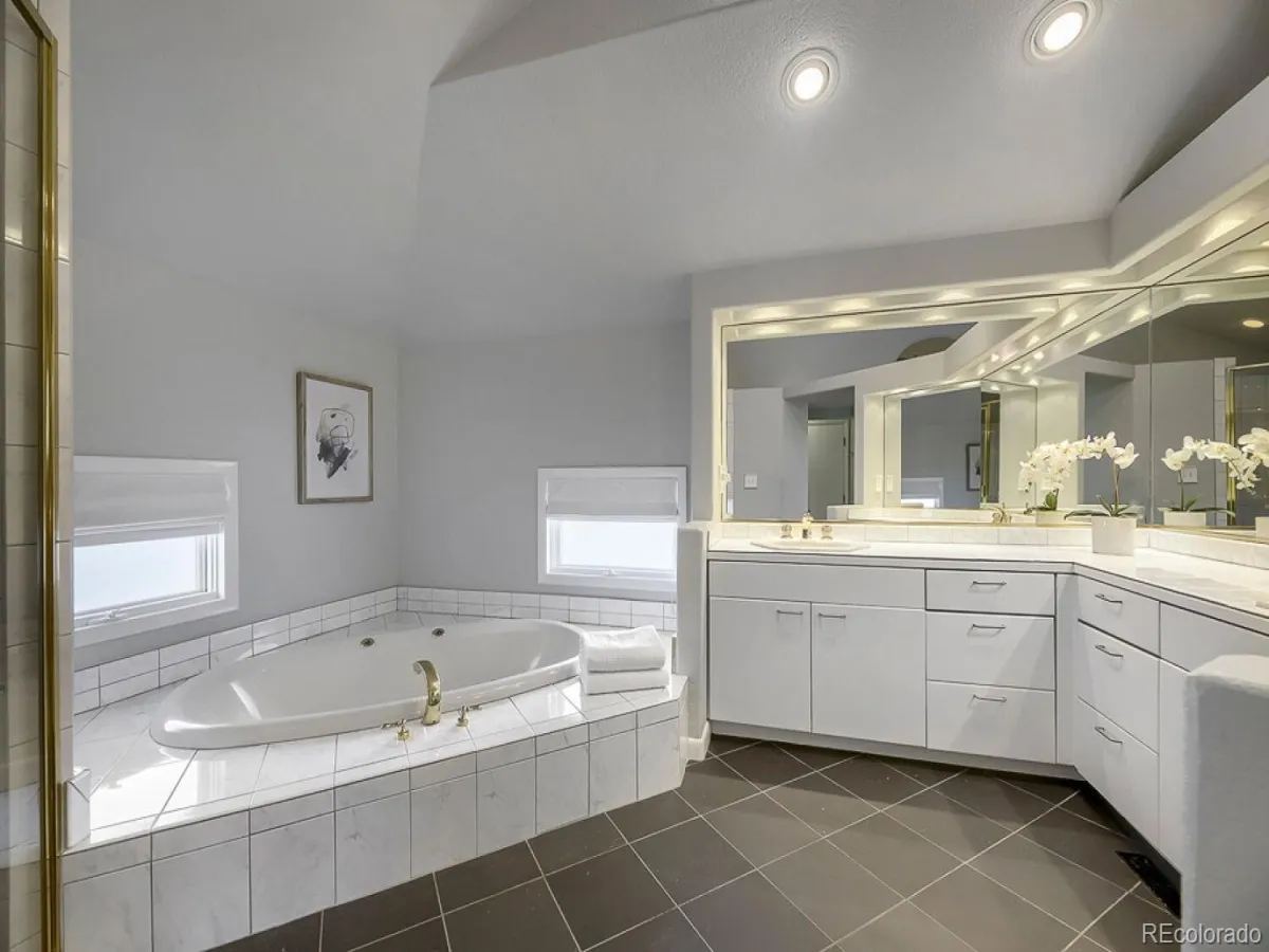 04042026202557 1200 14