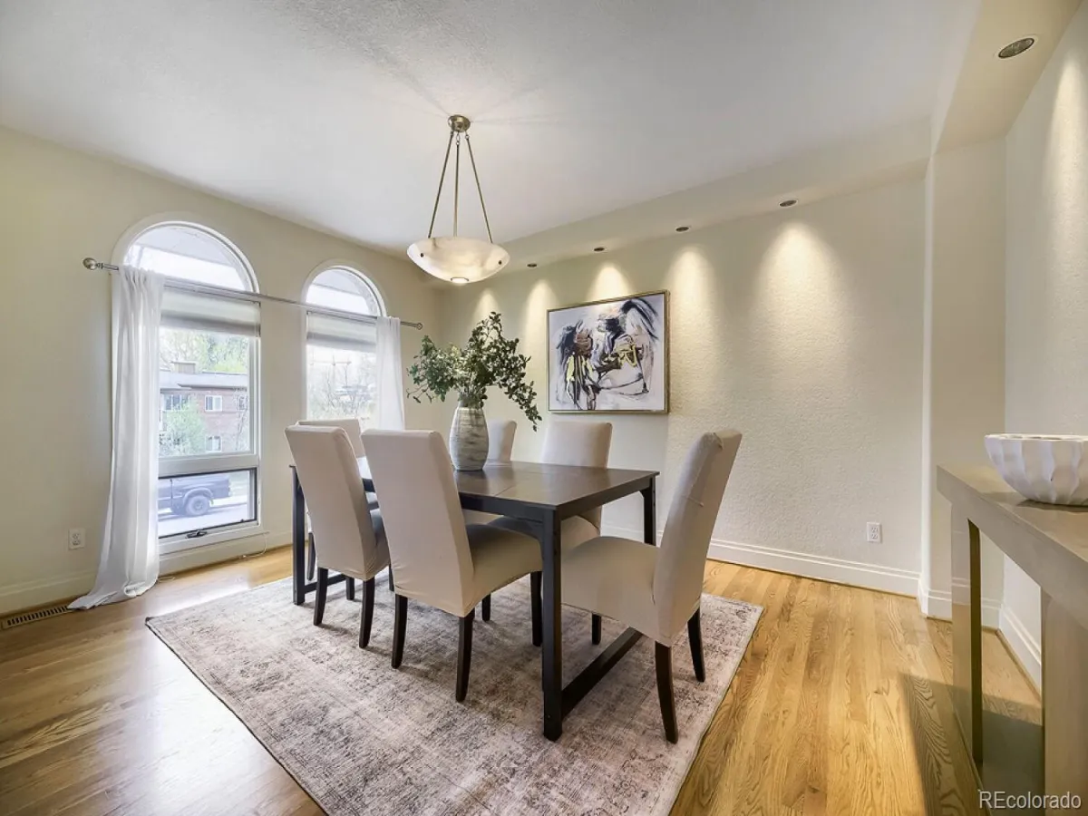 04042026202557 1200 8