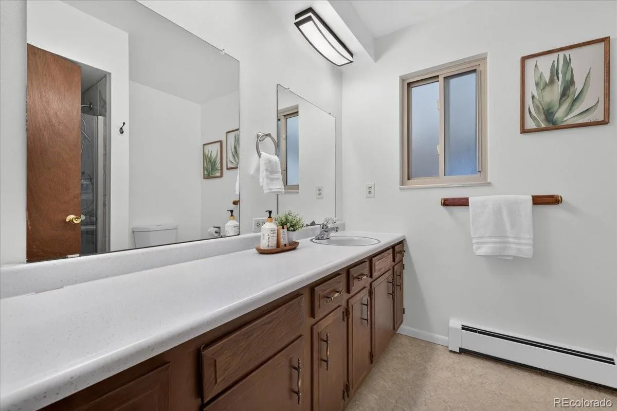 2303 Iris Street Lakewood CO 80215 | MLS #REC2997465 06202026000916 1200 17