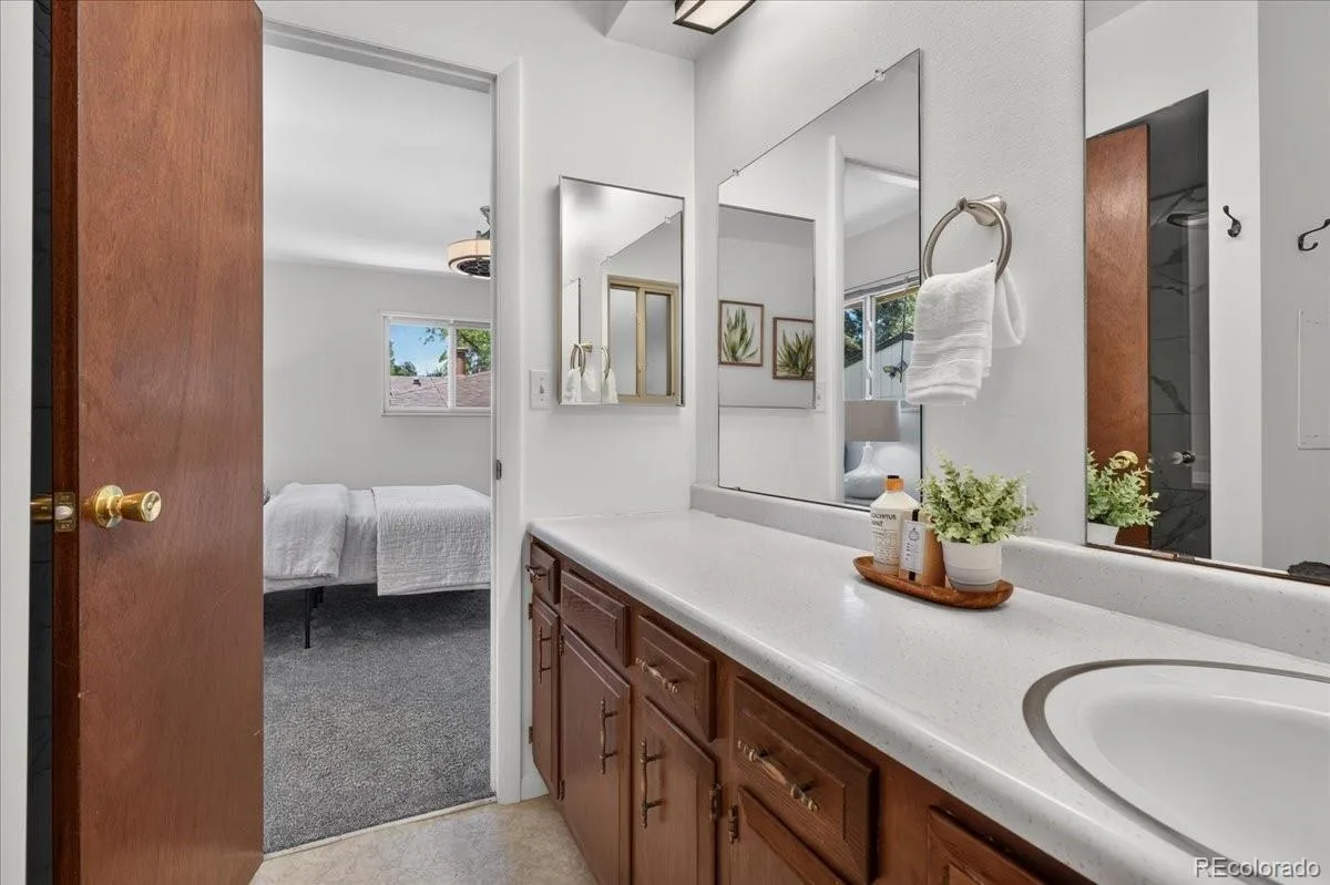 2303 Iris Street Lakewood CO 80215 | MLS #REC2997465 06202026000916 1200 18