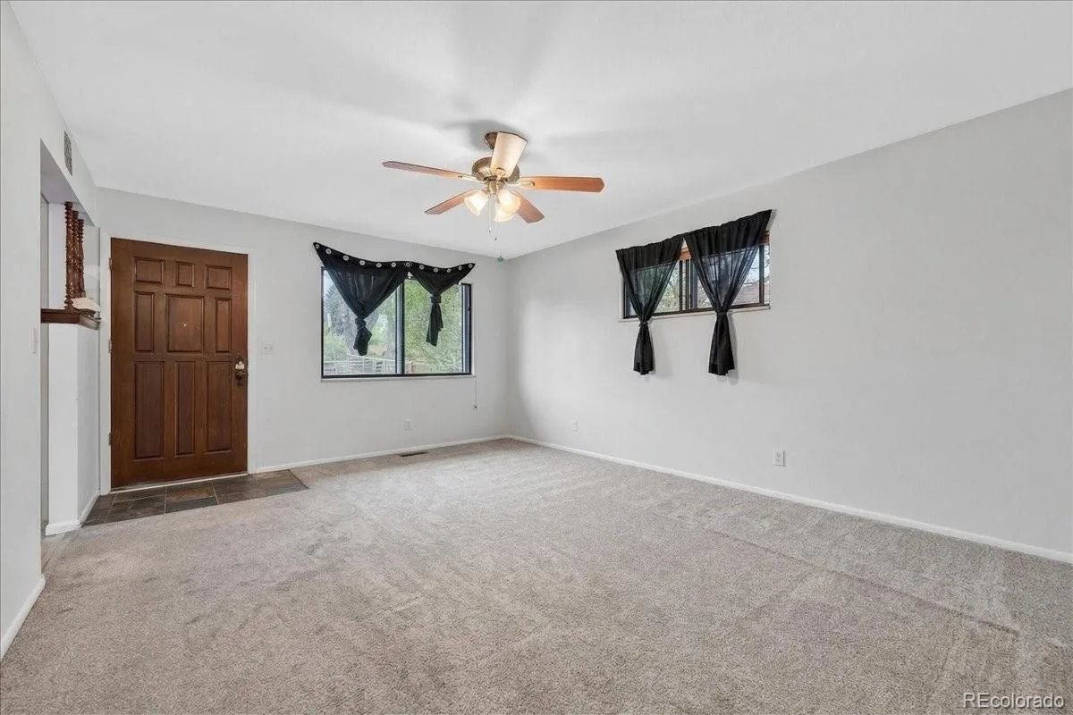 2303 Iris Street Lakewood CO 80215 | MLS #REC2997465 06202026000916 1200 33