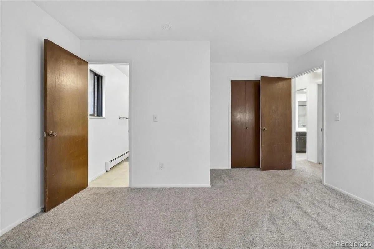 2303 Iris Street Lakewood CO 80215 | MLS #REC2997465 06202026000916 1200 37