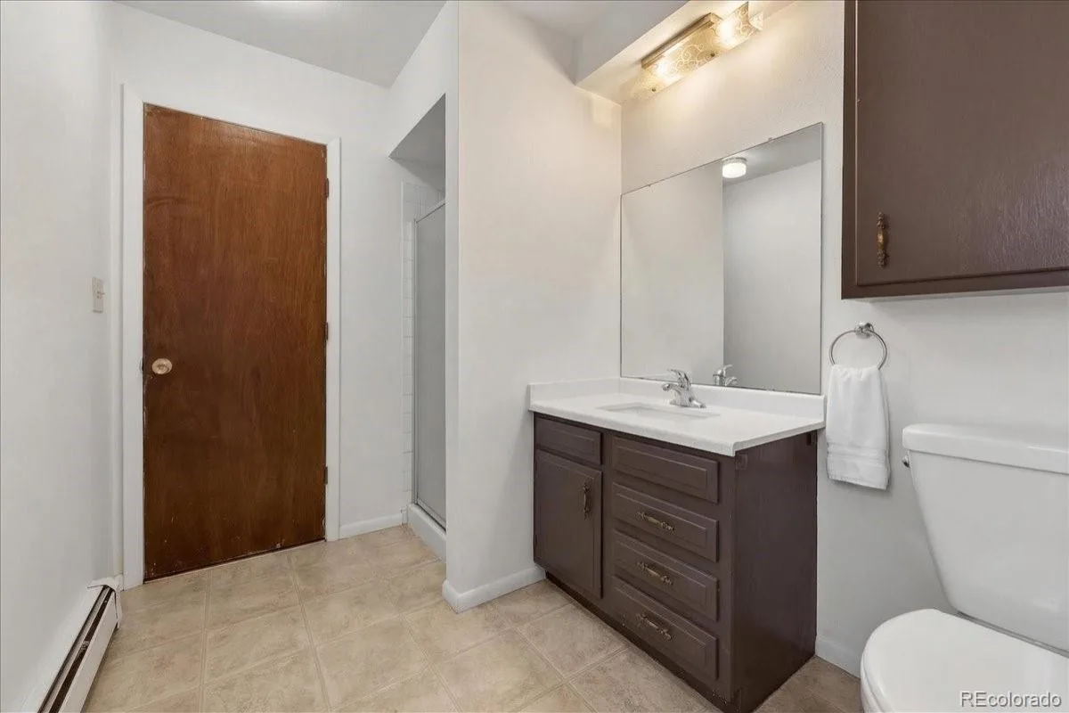 2303 Iris Street Lakewood CO 80215 | MLS #REC2997465 06202026000916 1200 38