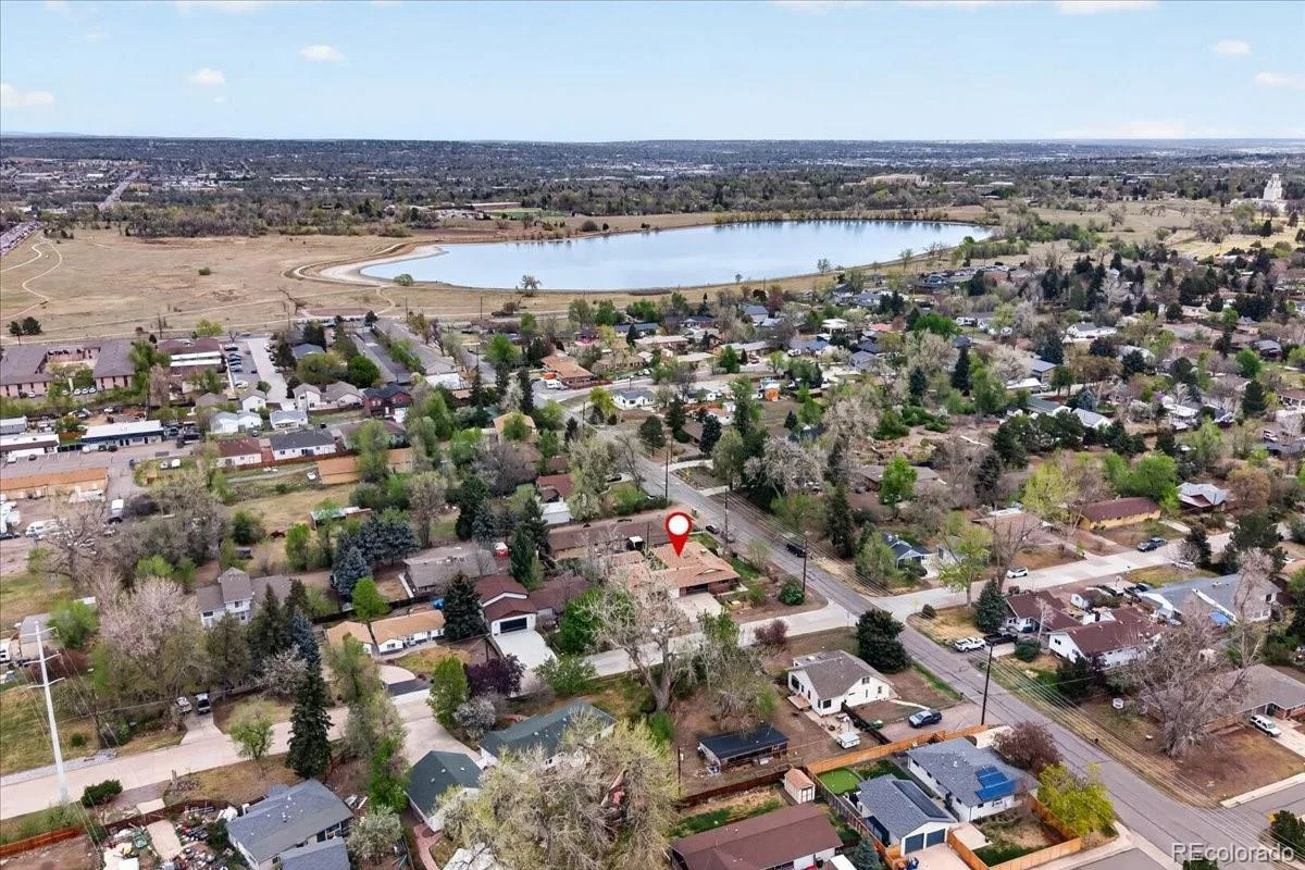 2303 Iris Street Lakewood CO 80215 | MLS #REC2997465 06202026000916 1200 49