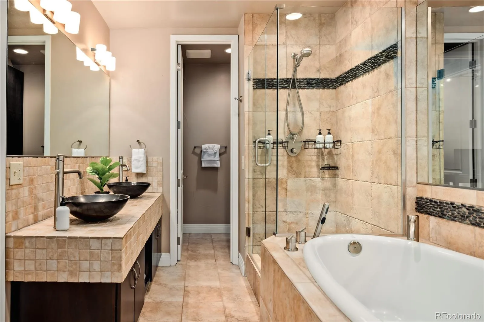 1777 Larimer Street #610 Denver CO 80202 | MLS #REC2999168 09222026164655 1600 15