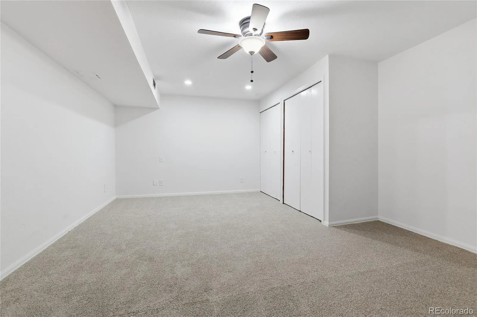 5445 W Caryl Place Littleton CO 80128 MLS #REC3001076 05192026140738 1600 26