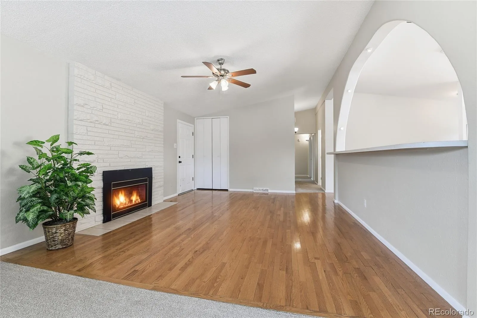 5445 W Caryl Place Littleton CO 80128 MLS #REC3001076 05192026140738 1600 4