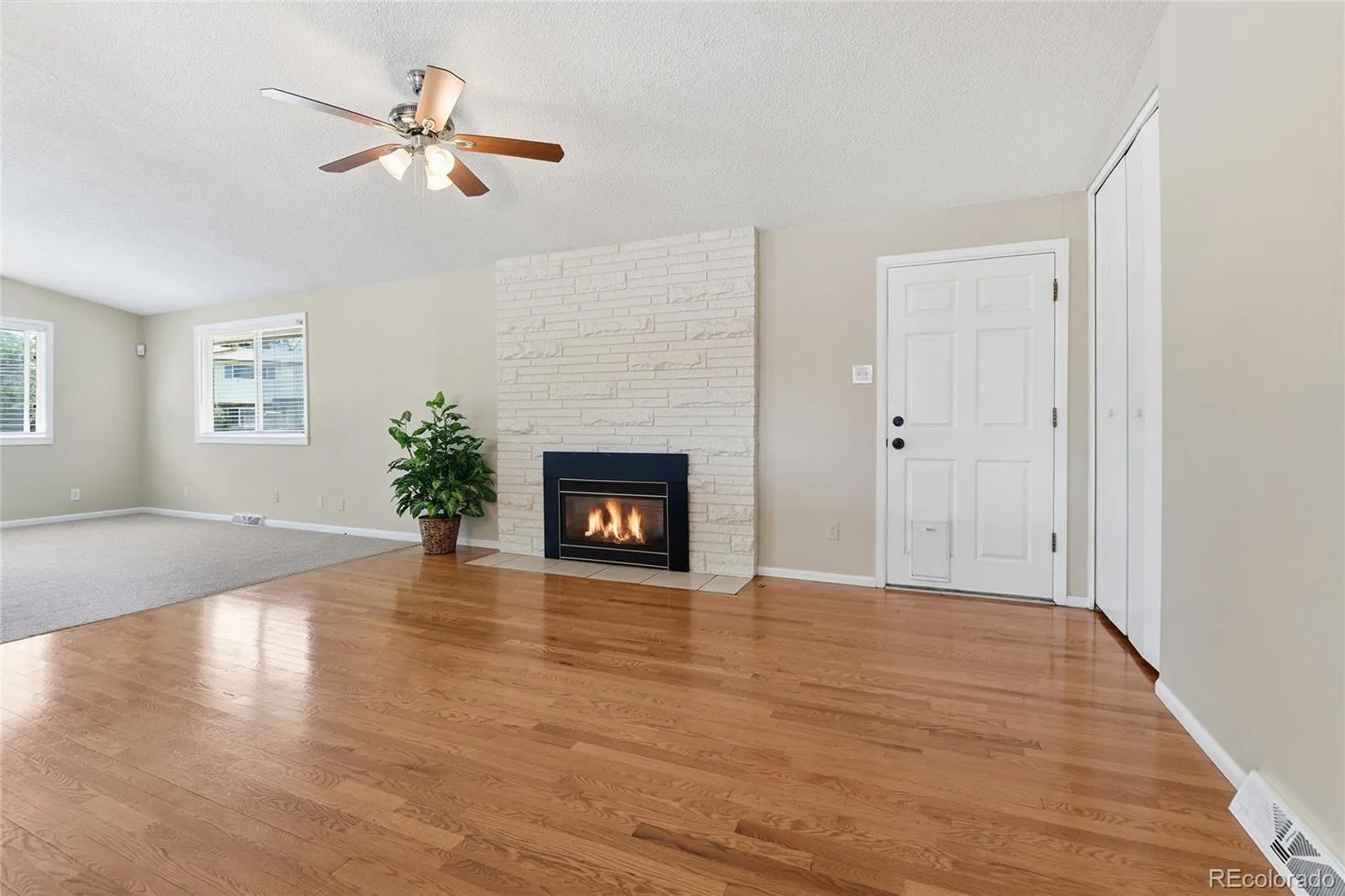 5445 W Caryl Place Littleton CO 80128 MLS #REC3001076 05192026140738 1600 7